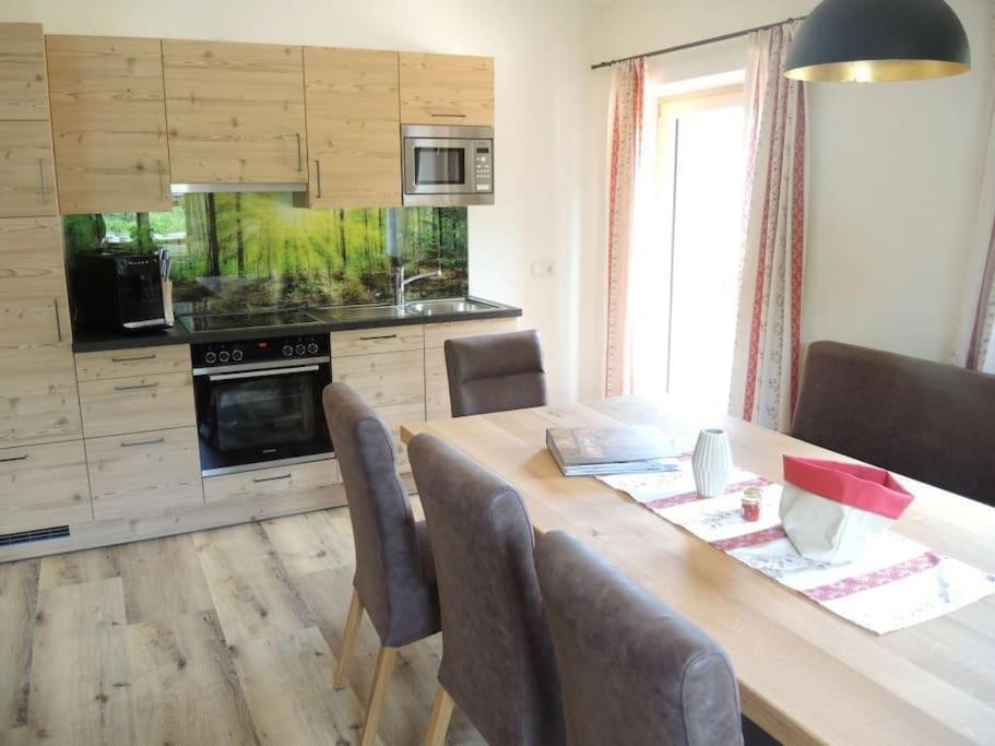 Ferienwohnung Ochsenhorn In Lofer 100 M² / 4-8 P. Bagian luar foto