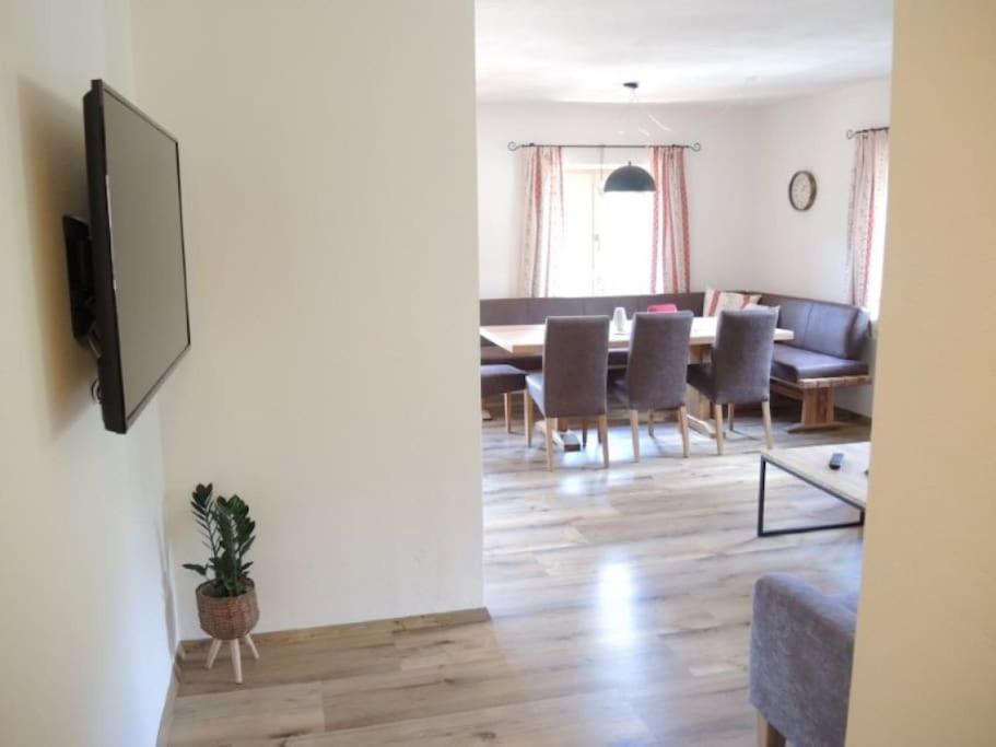 Ferienwohnung Ochsenhorn In Lofer 100 M² / 4-8 P. Bagian luar foto